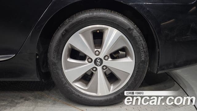 Hyundai Sonata гибрид Premier, 2013 все фото