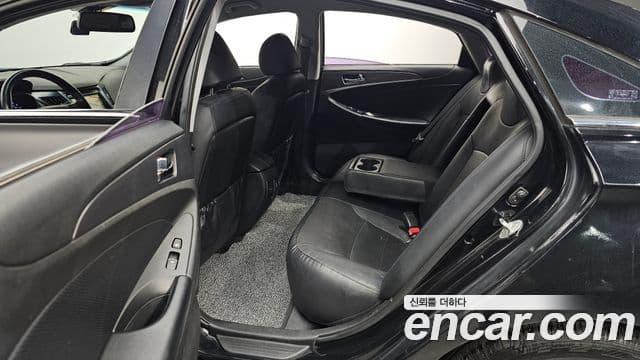 Hyundai Sonata гибрид Premier, 2013 11