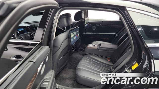 Genesis G80 (RG3) бензин 2.5 турбо AWD, 2026 12