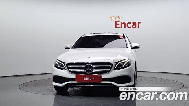 Mercedes-Benz E-класс W213 Avantgarde, 2018 3