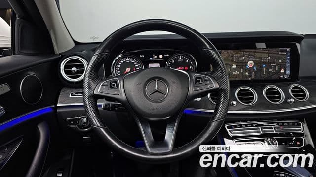 Mercedes-Benz E-класс W213 Avantgarde, 2018 13