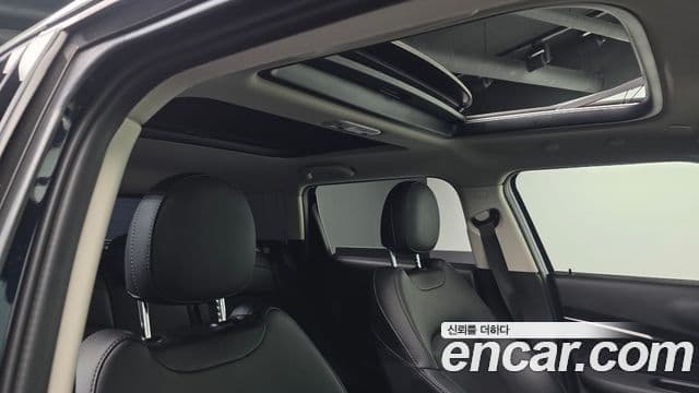 Mini Cooper D 클럽맨 2세대, 2016 18