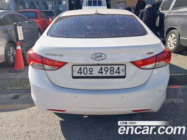 Hyundai Avante MD Luxury, 2013 все фото