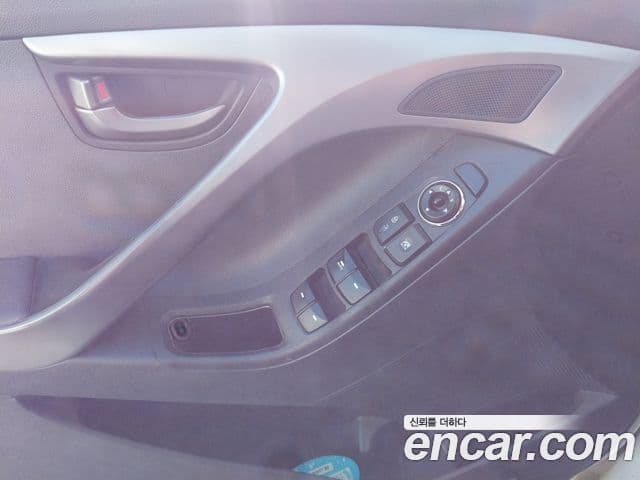 Hyundai Avante MD Luxury, 2013 13