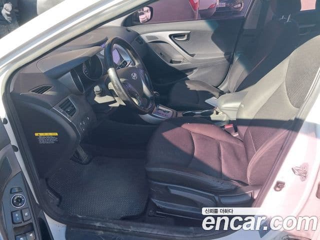 Hyundai Avante MD Luxury, 2013 14