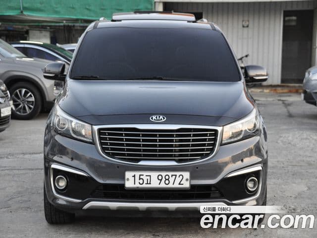 Kia All New Carnival Prestige, 2015 3