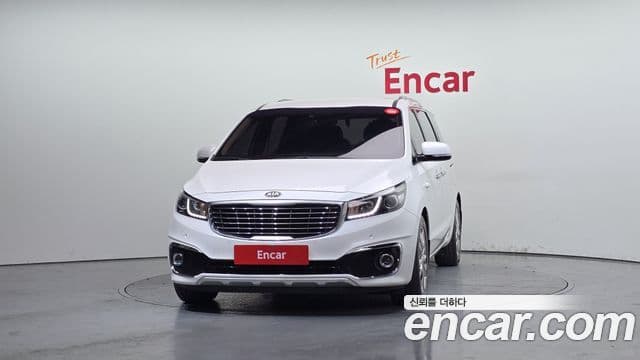 Kia All New Carnival VIP, 2016 3