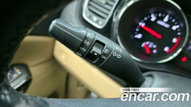 Kia All New Carnival VIP, 2016 16