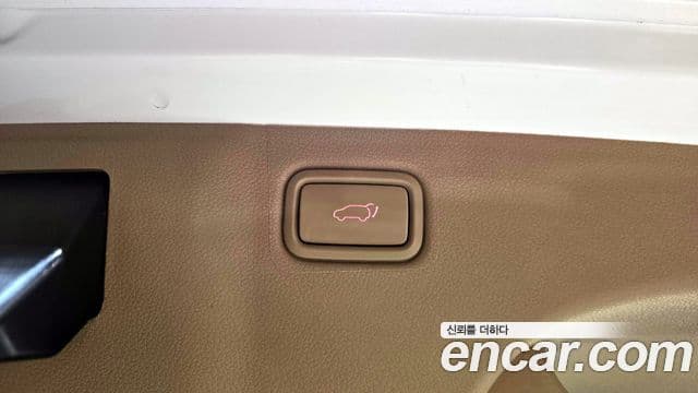 Kia All New Carnival VIP, 2016 19