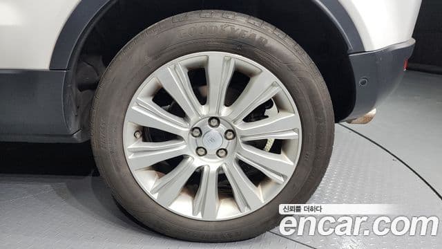 Land Rover Range Rover Evoque 2.0 TD4 HSE, 2017 все фото