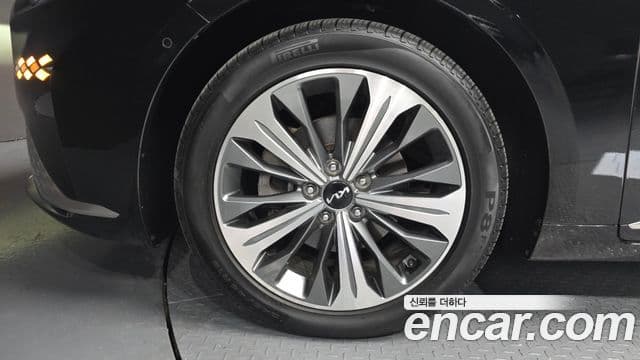 Kia K8 гибрид Noblesse, 2022 все фото