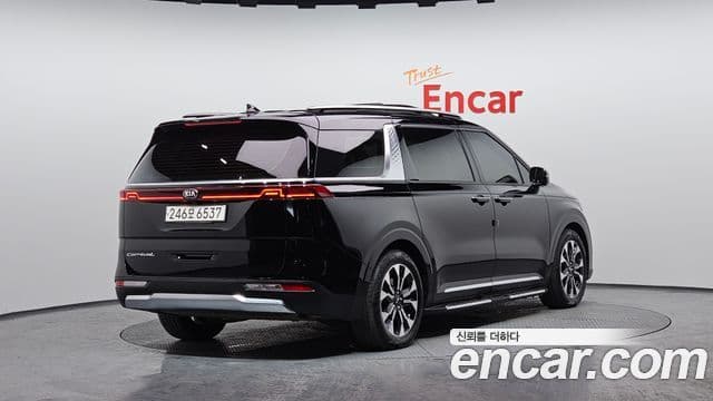 Kia Carnival 4세대 Signature, 2021 2