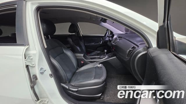 Kia Sportage R топовая версия, 2013 10