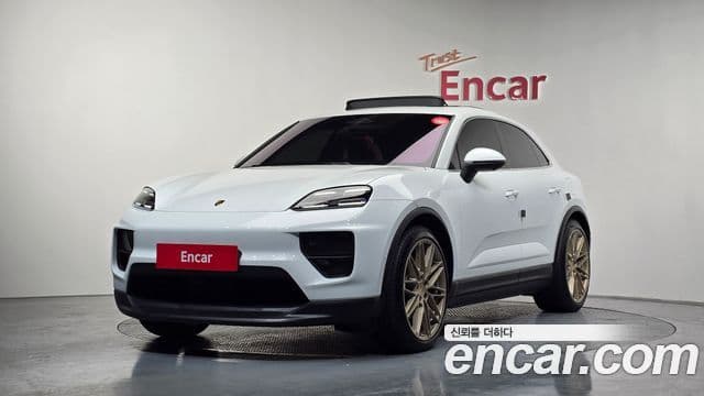 Porsche Macan EV 4S, 2025 1