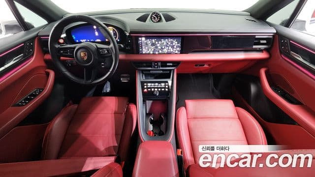 Porsche Macan EV 4S, 2025 7