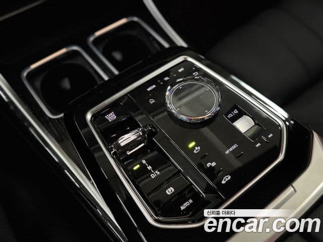 BMW 7시리즈 (G70) 740d xDrive M Sport, 2025 9