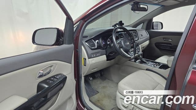 Kia All New Carnival Prestige, 2018 10
