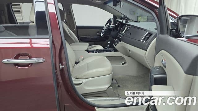 Kia All New Carnival Prestige, 2018 11