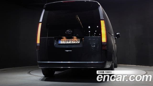 Hyundai Staria Prestige, 2023 4