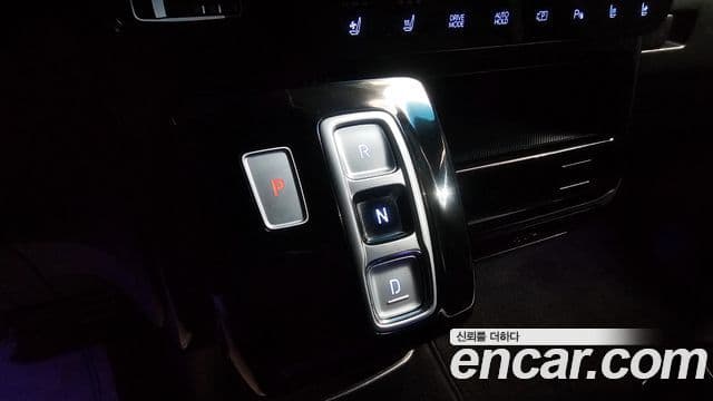 Hyundai Staria Prestige, 2023 9