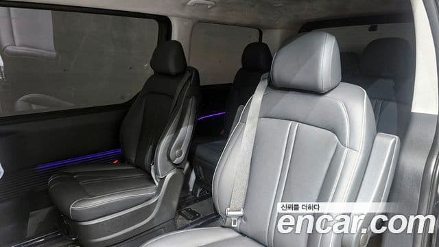 Hyundai Staria Prestige, 2023 13