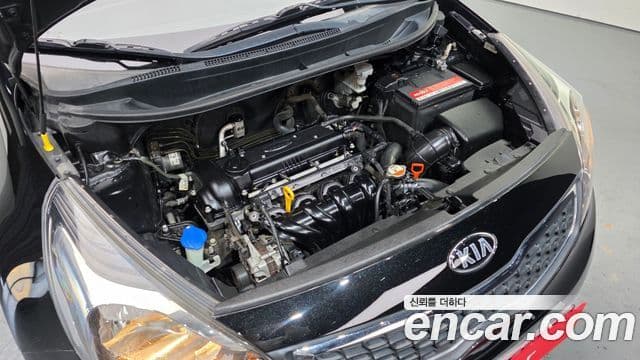 Kia All New Pride Deluxe, 2014 6