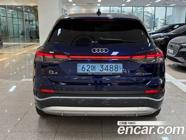 Audi Q4 e-Tron (F4) Premium, 2023 4