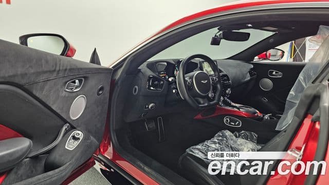 Aston Martin 밴티지 2세대 4.0 V8 купе, 2019 10