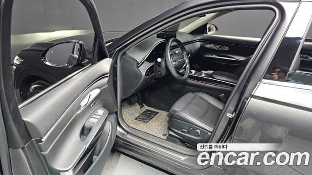 Genesis GV70, 2023 10