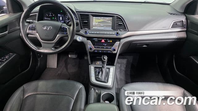 Hyundai Avante AD Special, 2016 7