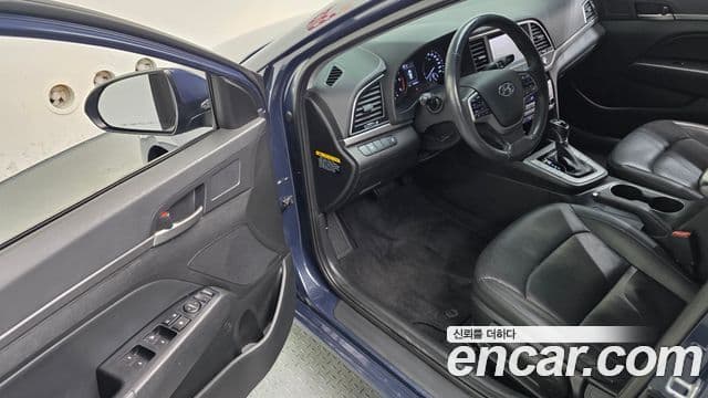 Hyundai Avante AD Special, 2016 11