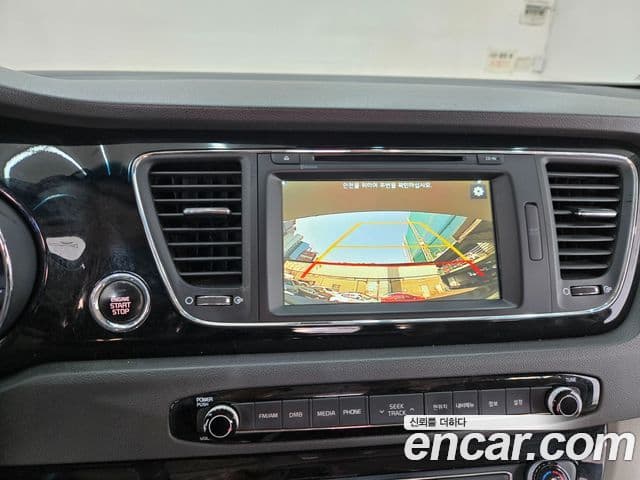 Kia All New Carnival Prestige, 2016 14
