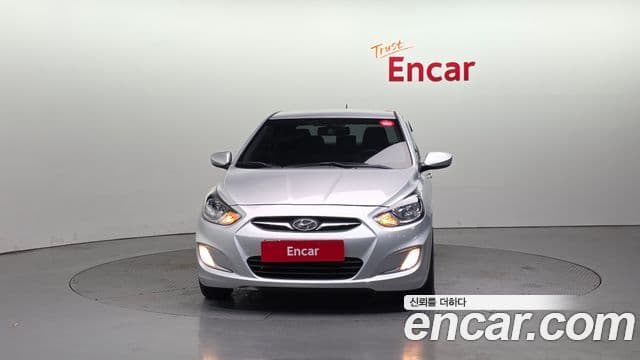 Hyundai Accent(новый кузов / новое поколение) Luxury, 2012 3