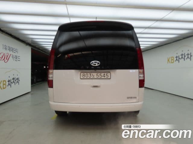 Hyundai Staria Smart, 2023 3