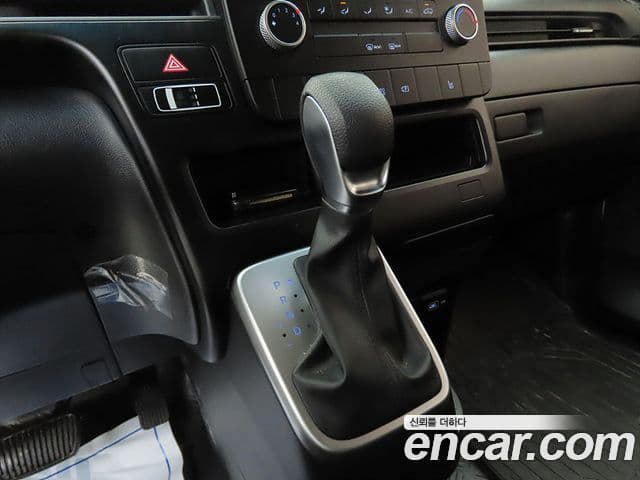 Hyundai Staria Smart, 2023 11