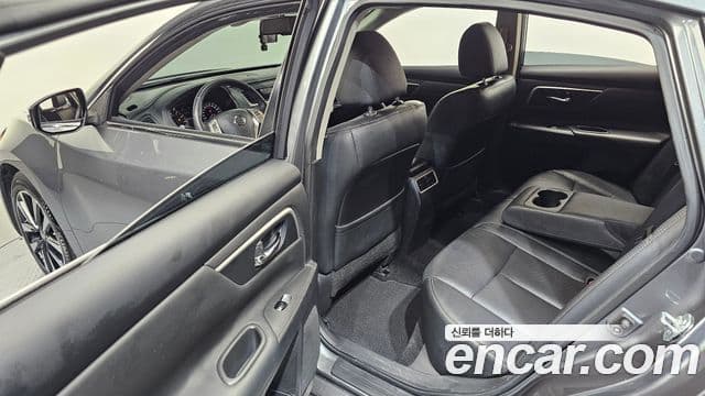 Nissan 알티마 L33, 2018 11