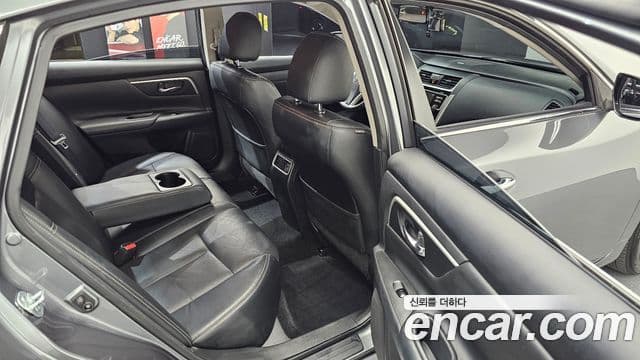 Nissan 알티마 L33, 2018 13