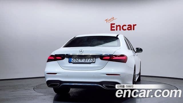 Mercedes-Benz E-класс W213 AMG Line, 2023 4