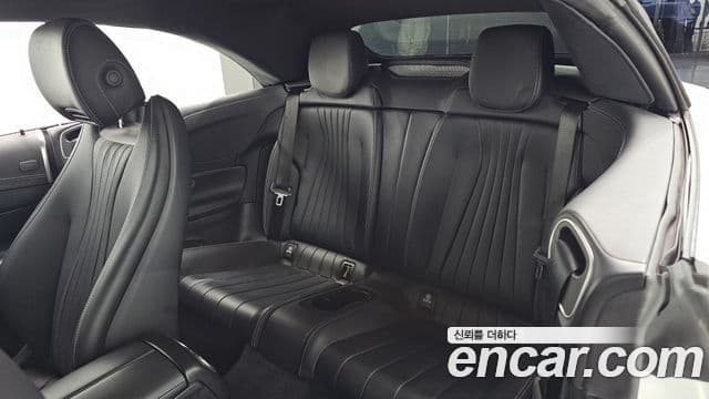 Mercedes-Benz E-класс W213 E450 4MATIC кабриолет, 2022 12