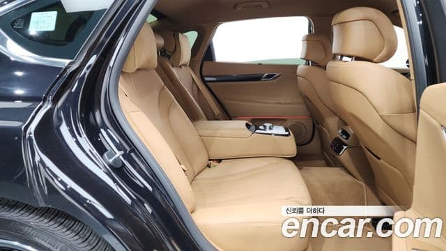 Genesis G80 (RG3) бензин 2.5 турбо AWD, 2025 12