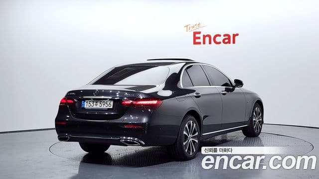 Mercedes-Benz E-класс W213 Exclusive, 2021 2