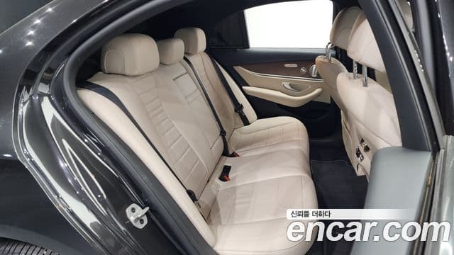 Mercedes-Benz E-класс W213 Exclusive, 2021 12
