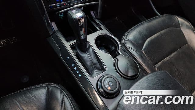 Ford Explorer 5세대, 2016 9