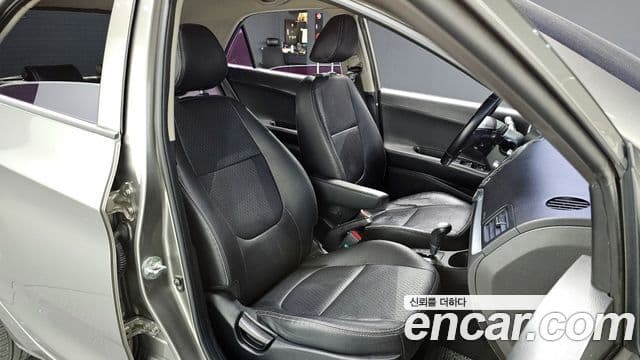 Kia All New Morning Luxury, 2015 10