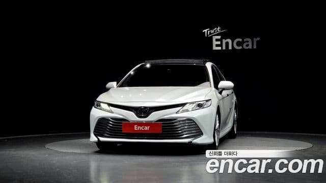 Toyota 캠리 (XV70), 2019 3