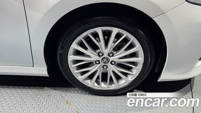 Toyota 캠리 (XV70), 2019 все фото