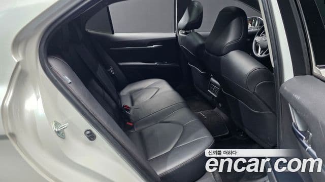 Toyota 캠리 (XV70), 2019 12