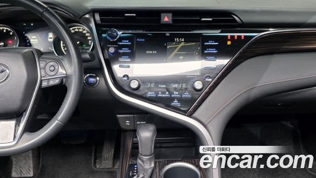 Toyota 캠리 (XV70), 2019 14