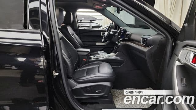 Ford Explorer 6세대 2.3 Limited 4WD, 2022 11