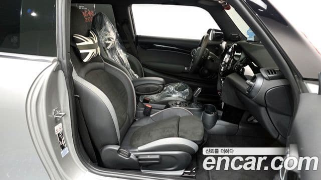 Mini Cooper S 3세대, 2024 11